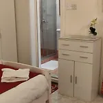 Lodge Kristu Re *